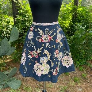 Mac Duggal Embellished Embroidered Mini Skirt Concert Beaded size 2 denim Fancy